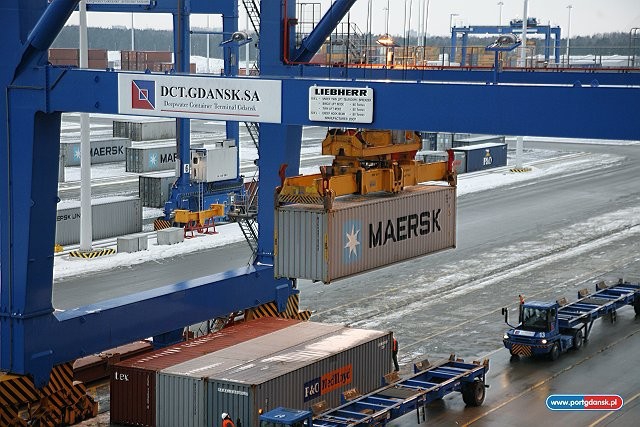 Nowe wymagania prawne IMO dotyczące weryfikacji masy kontenerów w transporcie morskim (Verified Gross Mass VGM) - GospodarkaMorska.pl