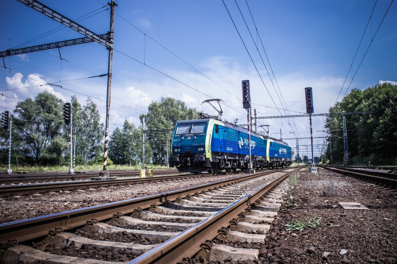 Prędkość handlowa pociągów towarowych wzrosła do ponad 25 km/h - GospodarkaMorska.pl