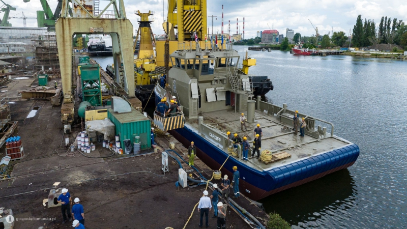 W stoczni Safe zwodowano holownik UKD Seadragon-GospodarkaMorska.pl
